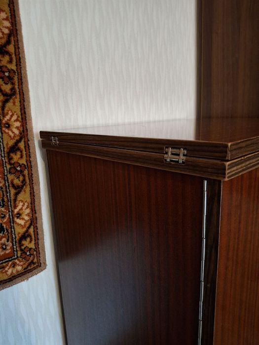 Продам швейну машинку Подольск 142