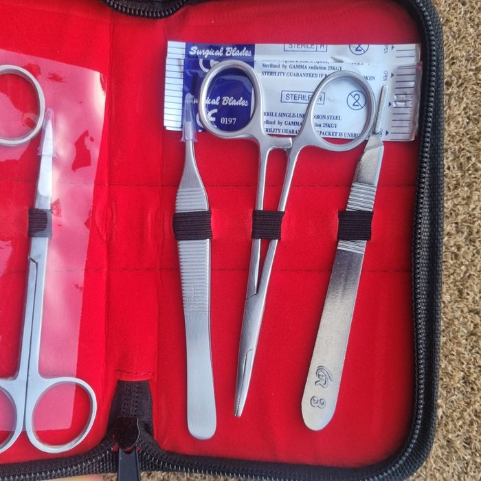 Хірургічний тренажер. Навчальний набір для накладення швів фантом шви