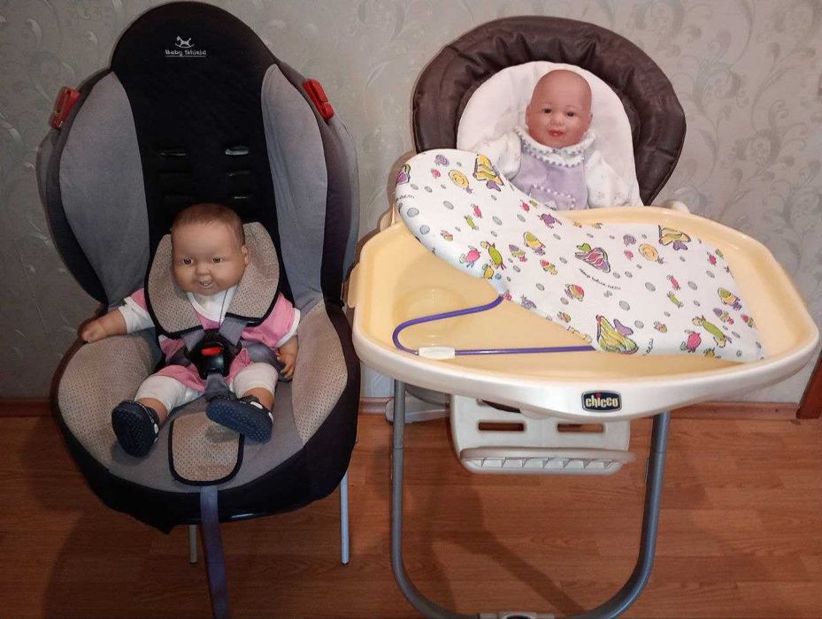 Продам Дитячий Стілець Для Годування CHICCO + Автокрісло + Подарунок