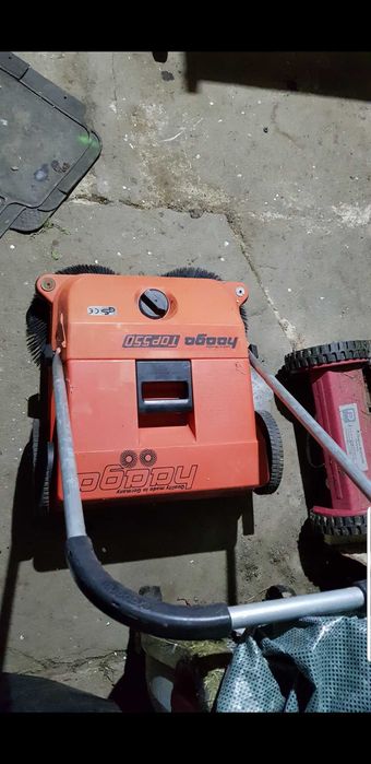 Zamiatarka reczna do lisci Firmy Hagaa top 550