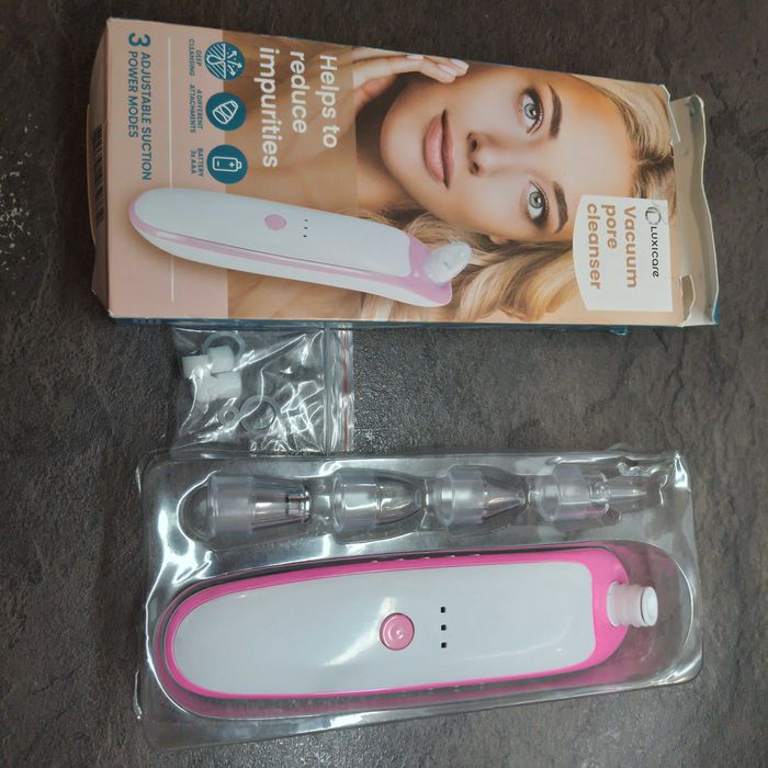 Продам вакуумный очиститель для лица "Luxicare"