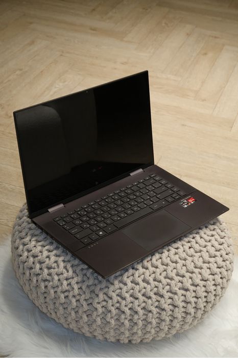 HP Envy x360 15 (Ryzen 5 / 8GB / 512 GB SSD) сенсорний, 360°