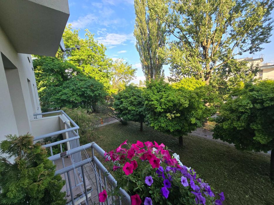 Mieszkanie 2-pokojowe z balkonem, 50m2, Pierwsze piętro w bloku, Rozkładowe, ul. Smutna