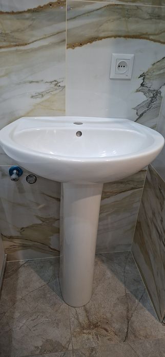 Умивальник тюльпан з підставкою в ідеальному стані (самовивіз)