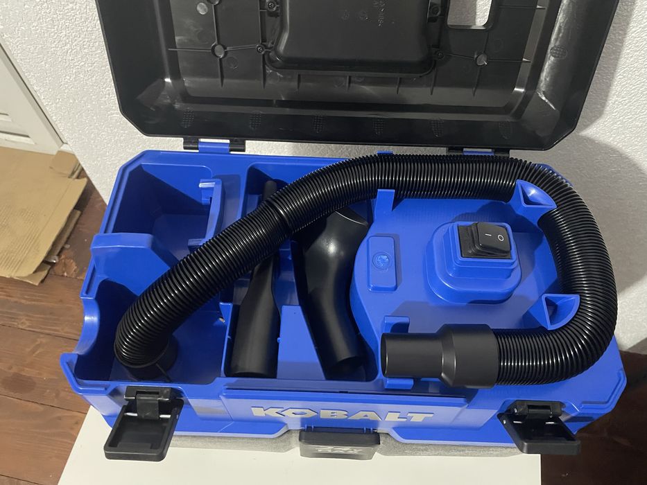 Kobalt 24-Вольт Макс. 12л.  Бездротовий пилосос