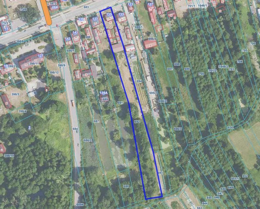 Siedlisko 0,43 ha w centrum Gościeradowa