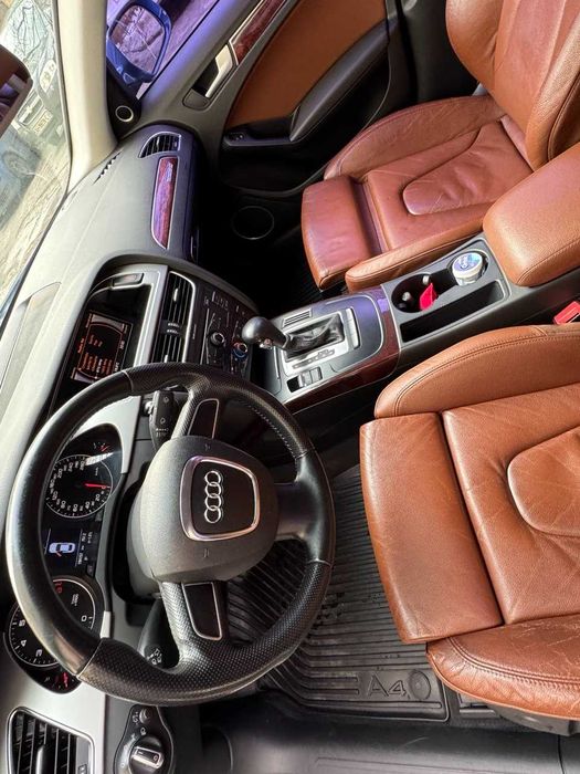 Audi A4 2009 року