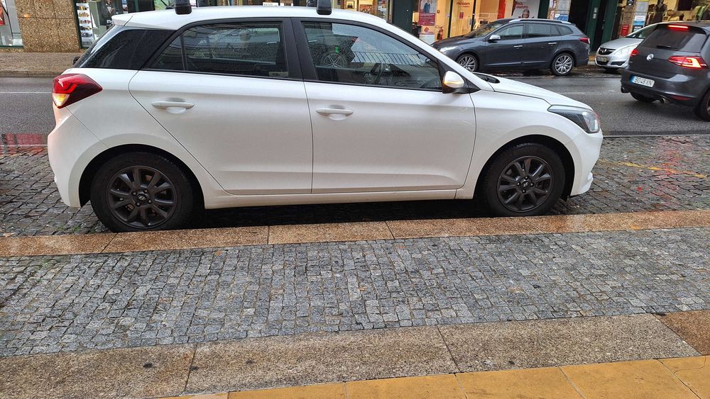 Como novo e 1.100 km com um só depósito