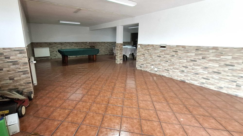 Moradia T4 independente na Lage, concelho de Vila Verde.