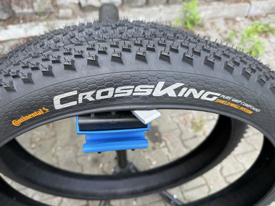 Opona  29x2.6 Continental Cross King  zwijana, tubeless ready