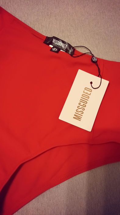 Missguided dół bikini czerwony nowy okazja 36