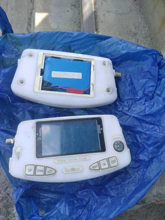 Супутниковий прилад