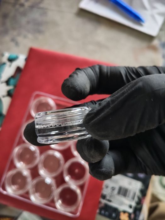 Продам баночки - закрутки 3 мл тара