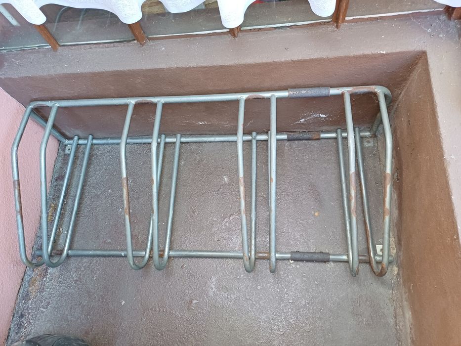 Stojak do rowerów 4 stanowiskowy 135szer.x60dł.x35wys