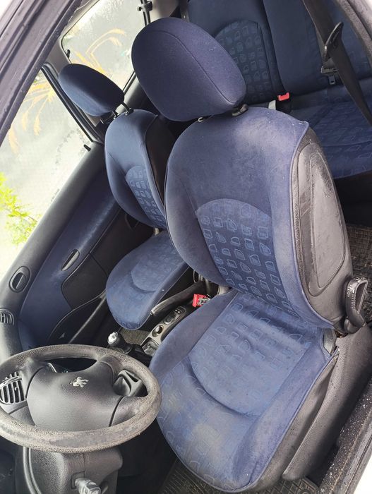 Peugeot 206, rok 2001