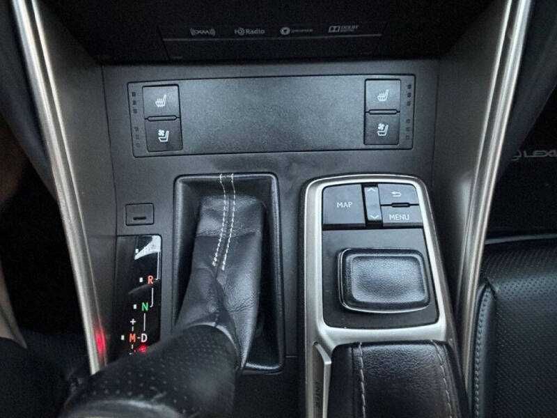 2017 Lexus IS 200t