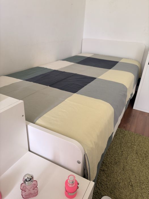 Quarto duplo menino/a (negociavel)