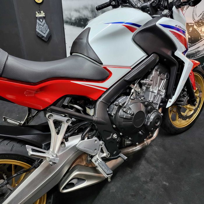 Honda CB 650 F tricolor