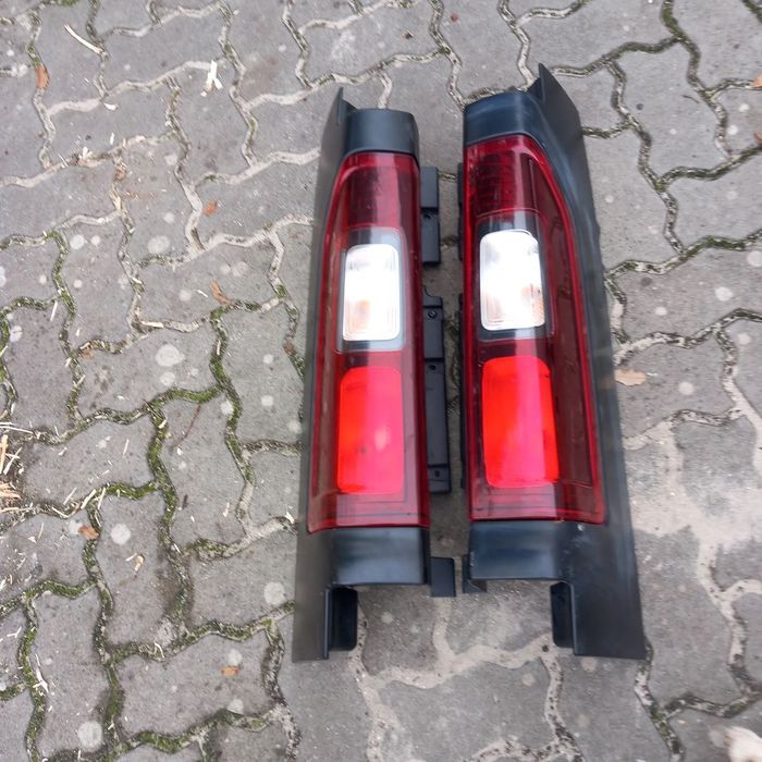 Farois traseiros renault trafic x82