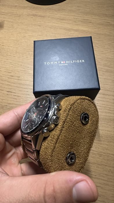 Relógio Tommy Hilfiger Mason 42mm  Homem – Prateado com Mostrador Azul