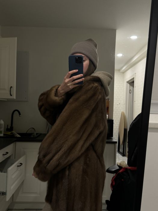 Шикарна норкова шуба 80см  Киев