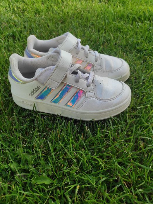 Кросівки для дівчинки adidas