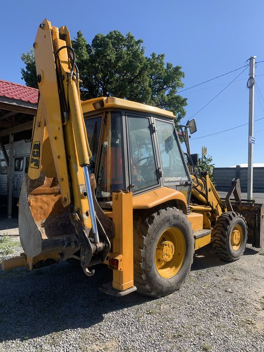 Екскаватор-навантажувач JCB3CX