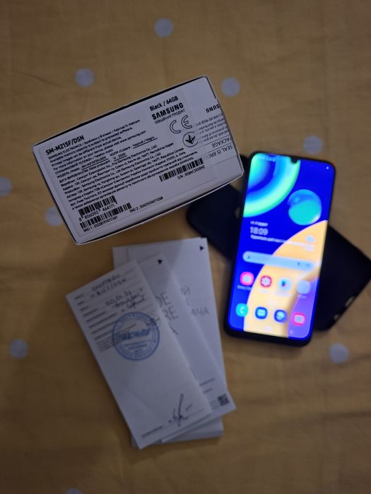 Телефон Samsung SM-M215F/DSN
