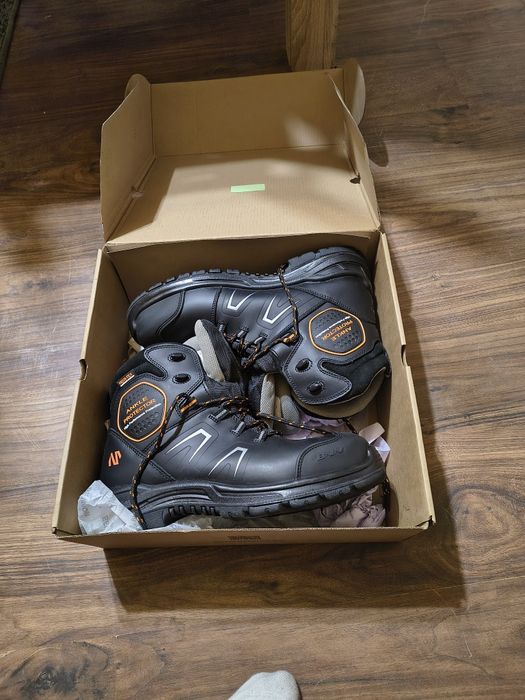 Buty robocze skórzane z noskami