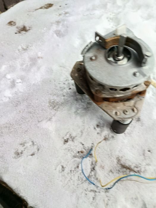 Двигун пральної машинки