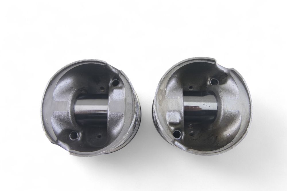 Tłok BMW E60 E61 E90 E91 E92 E87 E83 N47D20A 2.0d