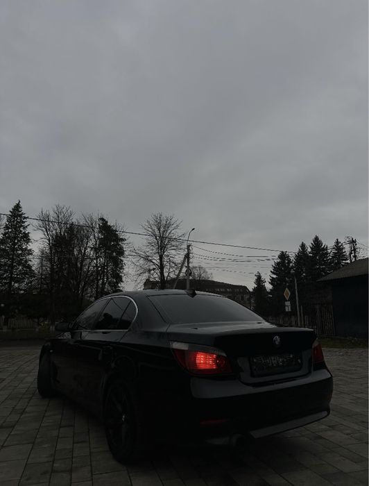 BMW E60 3.0 Чудовий стан! Обмін!