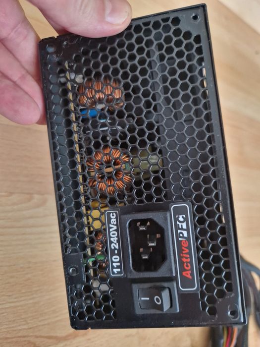 BE QUIET 700W Якісний брендовий блок живлення