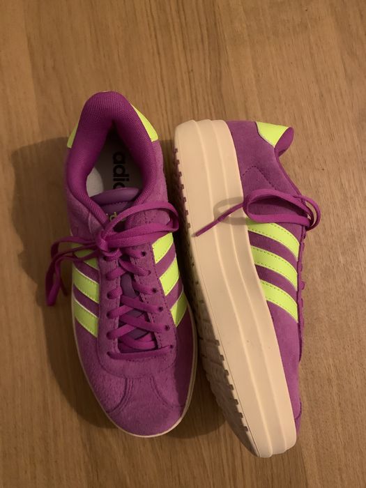 Ténis Adidas nr38