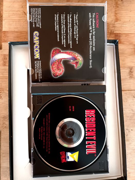 Resident Evil PowerVR Edition (1997) - Edição Exclusiva (Lost Release)63825801787267123