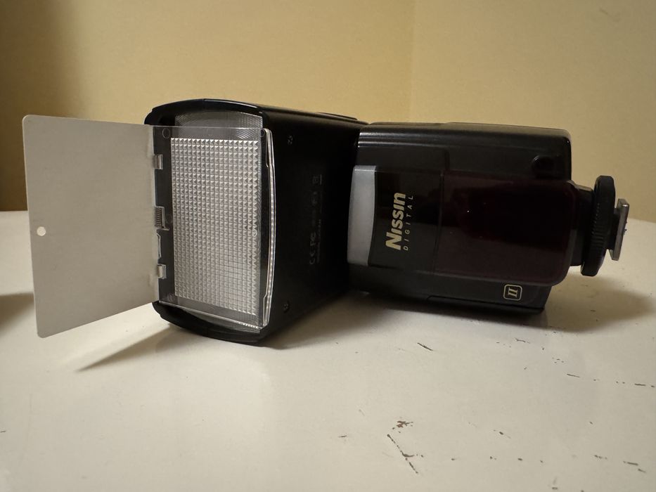 Baixa de preço: Vendo Flash Nissin Di866 – Compatível Canon