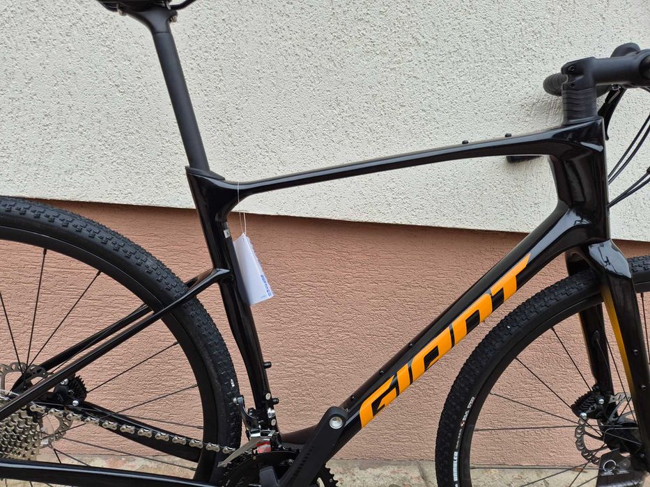 Rower gravel Giant Revolt Advanced 3, rower powystawowy, carbon, GRX
