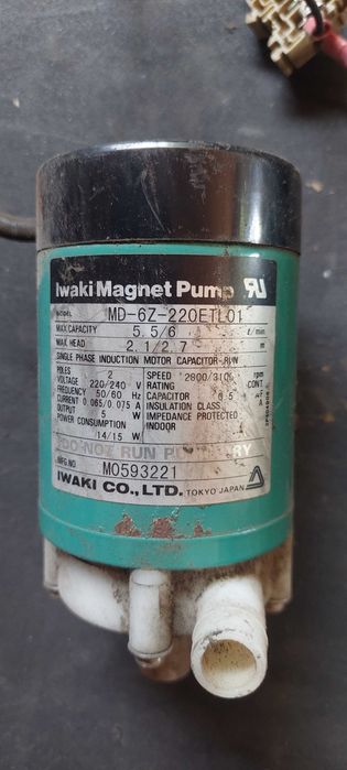 Magnetyczne pompy Iwaki Tokio Japan / pompa cieczy