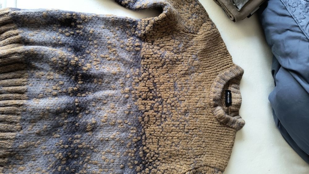 Sweterek damski nowy