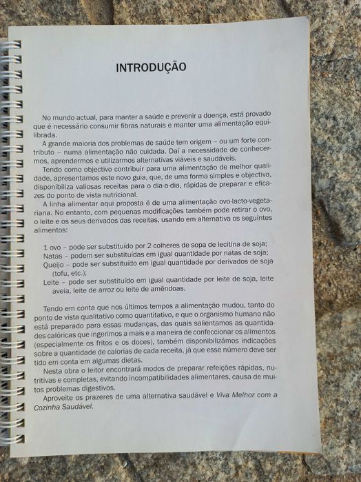 Livro de receitas "Viva Melhor com a cozinha saudável"
