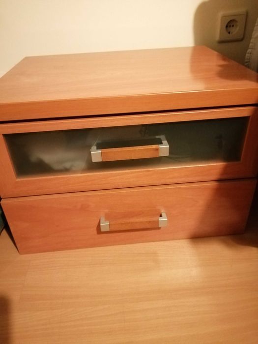 Mesinha de cabeceira