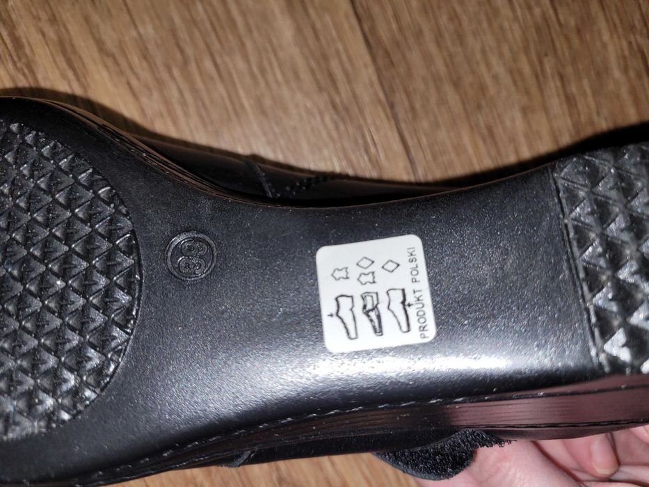 Туфли кожаные новые ,польские черные, классика 39 размер
