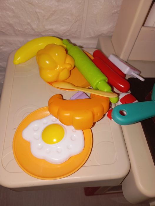 СКИДКА !!! Дитяча велика інтерактивна кухня  , вода,світло,звук, 88 см