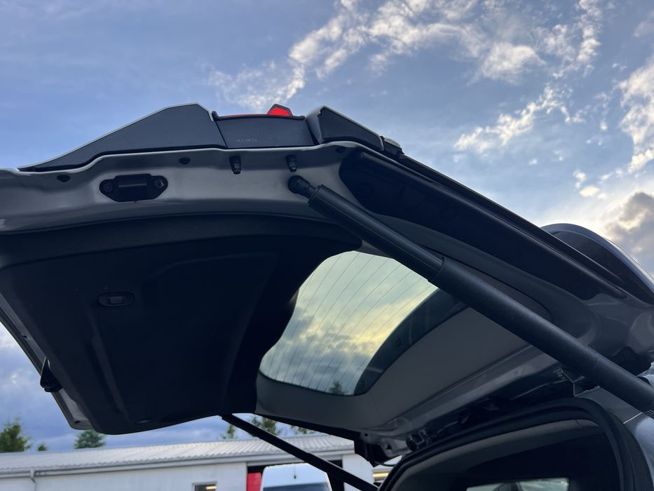 Klapa bagarznika jeep grand cherokee wl