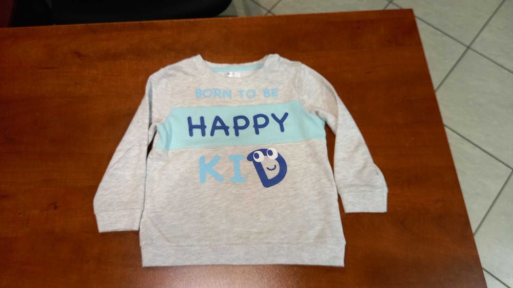 Bluza rozpinana przy szyi 98/104 cm.