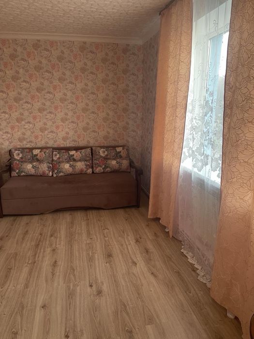 Святопетрівське Продам 2 х кімнатну квартиру .