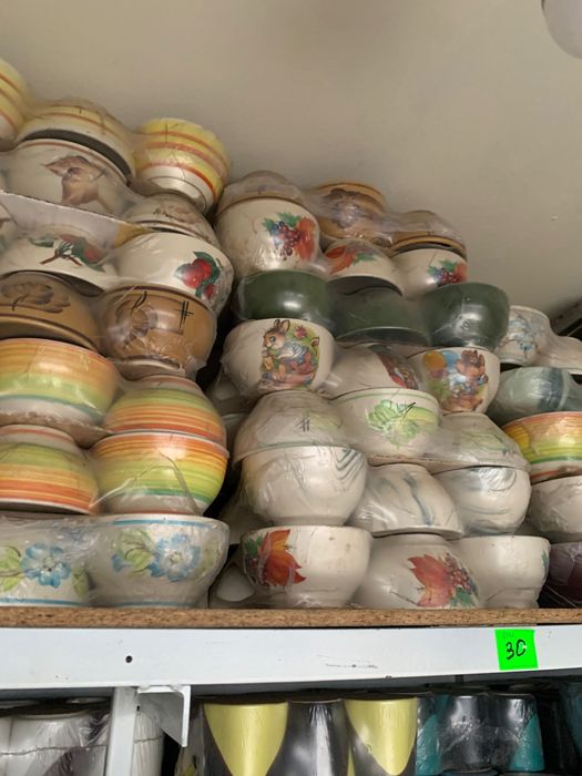 Керамічний посуд , чашки