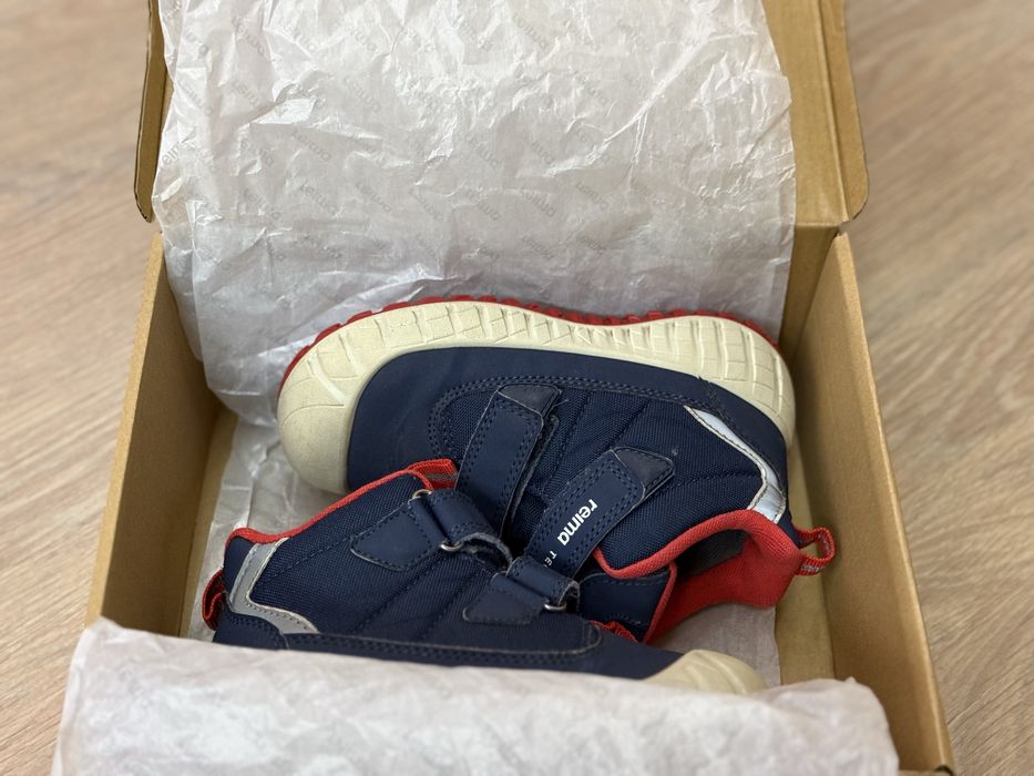 Продам демесезонні ботиночки Reima