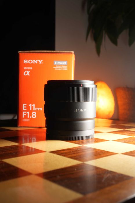 Sony E 11mm f/1.8