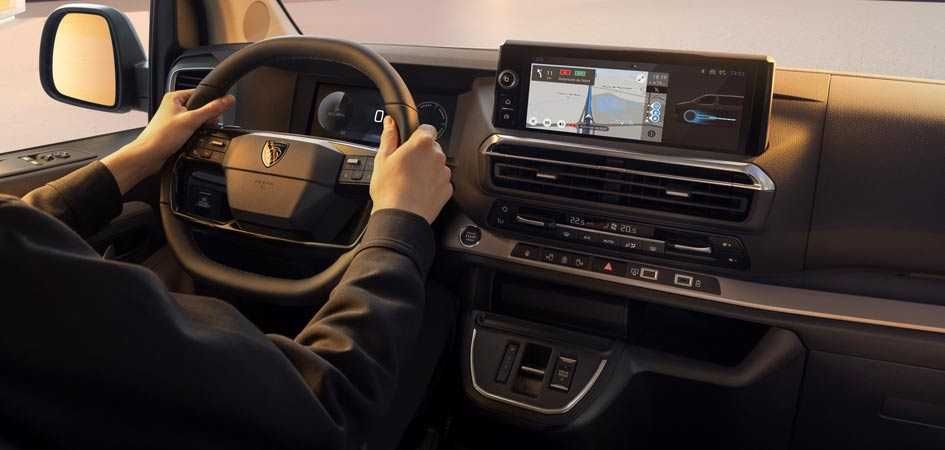 Wynajem busa 9-osobowego • Wynajem busów • Wypożyczalnia samochodów